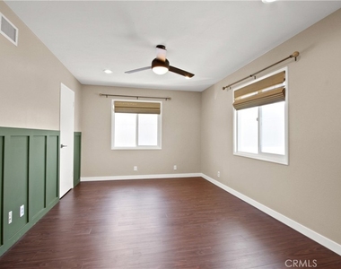 1741 Tustin Avenue - Photo Thumbnail 12