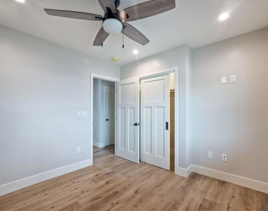 605 Morse Street - Photo Thumbnail 18