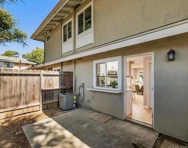 2512 Wanek Road - Photo Thumbnail 9