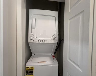 3204 Neosho Place - Photo Thumbnail 8