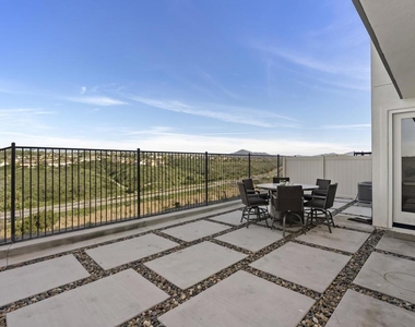 821 Mateo Street - Photo Thumbnail 20