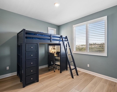 821 Mateo Street - Photo Thumbnail 18