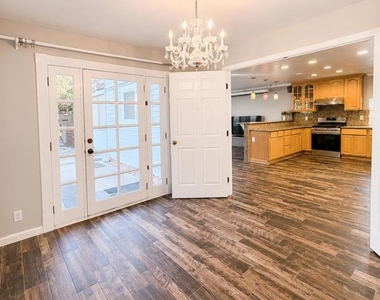 2132 Forbes Avenue - Photo Thumbnail 16