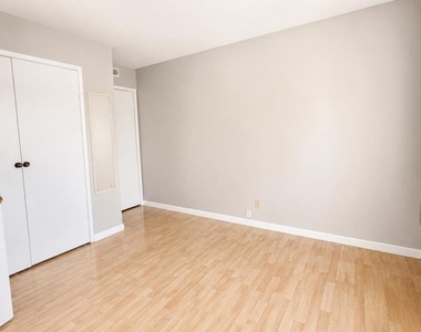 2132 Forbes Avenue - Photo Thumbnail 25
