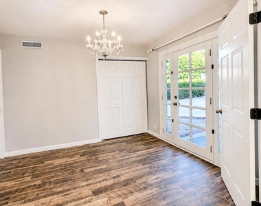 2132 Forbes Avenue - Photo Thumbnail 15