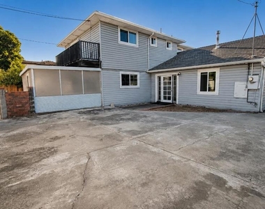 2132 Forbes Avenue - Photo Thumbnail 2