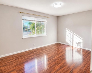 2132 Forbes Avenue - Photo Thumbnail 17