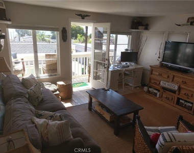 230 Beverly Street - Photo Thumbnail 1