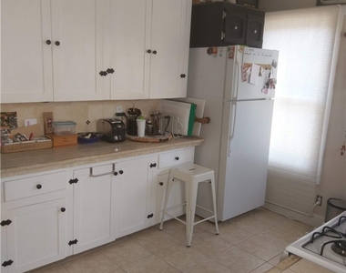 230 Beverly Street - Photo Thumbnail 5