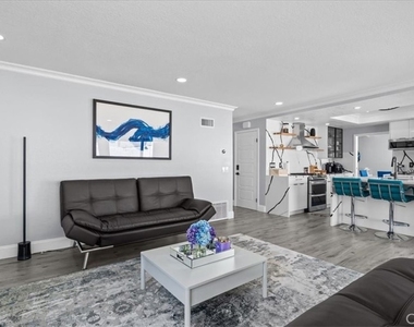 1373 W Aster - Photo Thumbnail 19