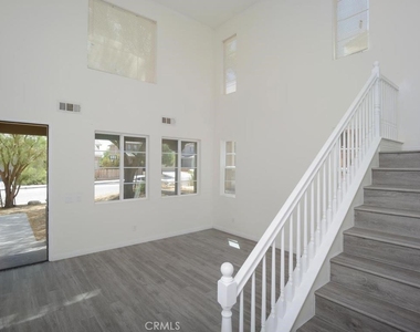 15246 Diamond Road - Photo Thumbnail 6