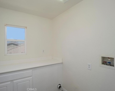 15246 Diamond Road - Photo Thumbnail 21