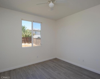 15246 Diamond Road - Photo Thumbnail 12