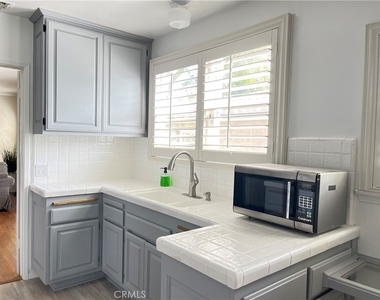 2440 Queensberry Road - Photo Thumbnail 11