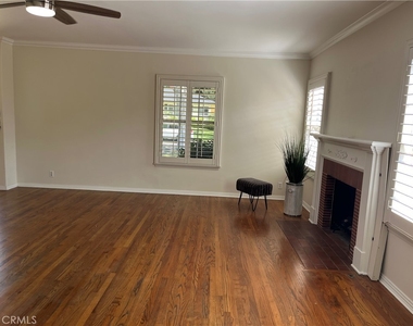2440 Queensberry Road - Photo Thumbnail 6