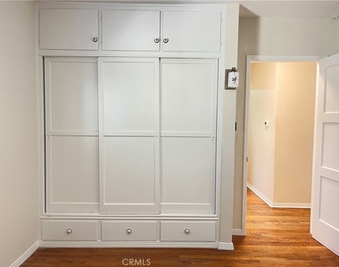 2440 Queensberry Road - Photo Thumbnail 31