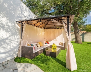 3254 Castera Avenue - Photo Thumbnail 32