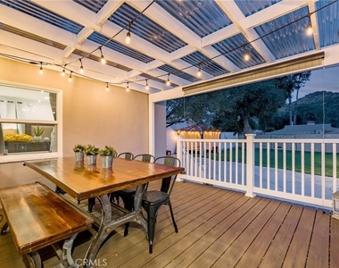 3254 Castera Avenue - Photo Thumbnail 3