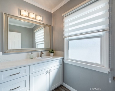 3254 Castera Avenue - Photo Thumbnail 16