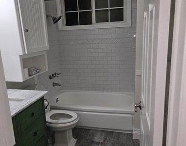 22509 Saticoy St. - Photo Thumbnail 19