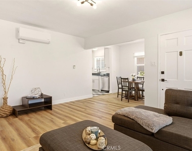 2151 Euclid Avenue - Photo Thumbnail 17