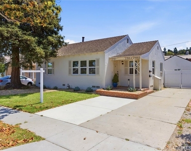 2151 Euclid Avenue - Photo Thumbnail 13