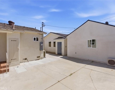 2151 Euclid Avenue - Photo Thumbnail 2