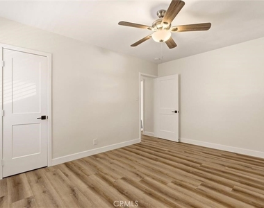 2151 Euclid Avenue - Photo Thumbnail 7