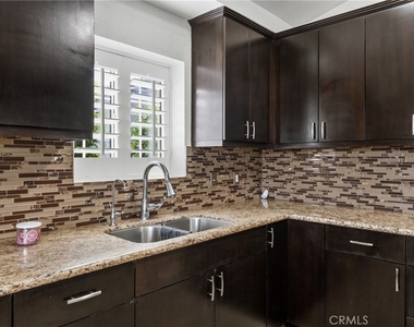 13815 Del Ray Lane - Photo Thumbnail 16