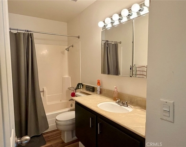 618 Briarwood Lane - Photo Thumbnail 10