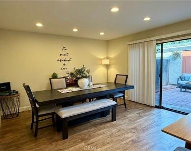 618 Briarwood Lane - Photo Thumbnail 6
