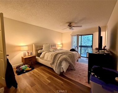 618 Briarwood Lane - Photo Thumbnail 8