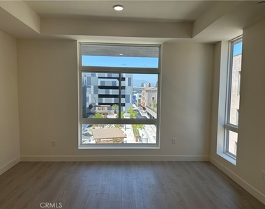 168 Monterey Street - Photo Thumbnail 10