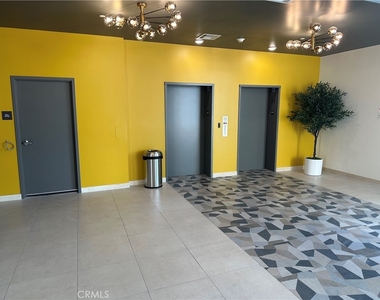 168 Monterey Street - Photo Thumbnail 3