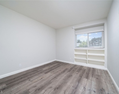 850 Tucson Court - Photo Thumbnail 18