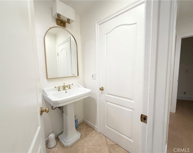 28 W Sycamore Avenue - Photo Thumbnail 26