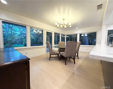 28 W Sycamore Avenue - Photo Thumbnail 8