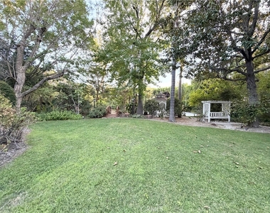 28 W Sycamore Avenue - Photo Thumbnail 32