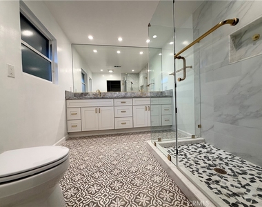 28 W Sycamore Avenue - Photo Thumbnail 18