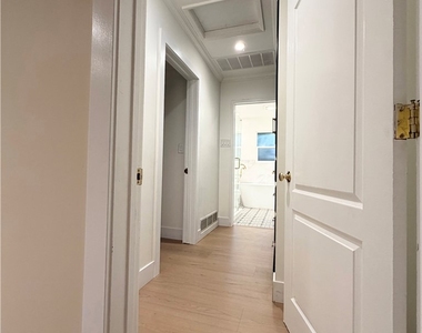 28 W Sycamore Avenue - Photo Thumbnail 14