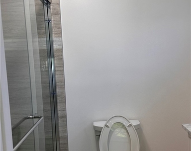 1119 Mayflower - Photo Thumbnail 9