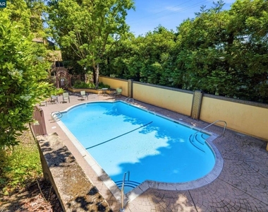 3279 Mount Diablo Ct - Photo Thumbnail 16