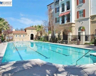 3420 Finnian Way - Photo Thumbnail 7