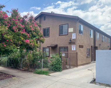 3210 Chapman Street - Photo Thumbnail 11