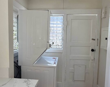 1665 Golden Gate Avenue - Photo Thumbnail 19