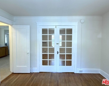1665 Golden Gate Avenue - Photo Thumbnail 9