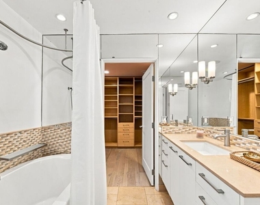 24742 Malibu Road - Photo Thumbnail 8