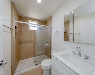 237 N Chicago Street - Photo Thumbnail 5