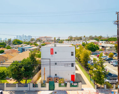 237 N Chicago Street - Photo Thumbnail 7