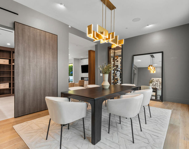 17401 Rancho Street - Photo Thumbnail 7